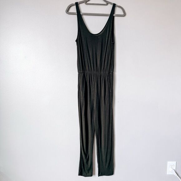 Divided Green Sleeveless Round Neckline Casual Romper Size Small - Picture 2 of 7